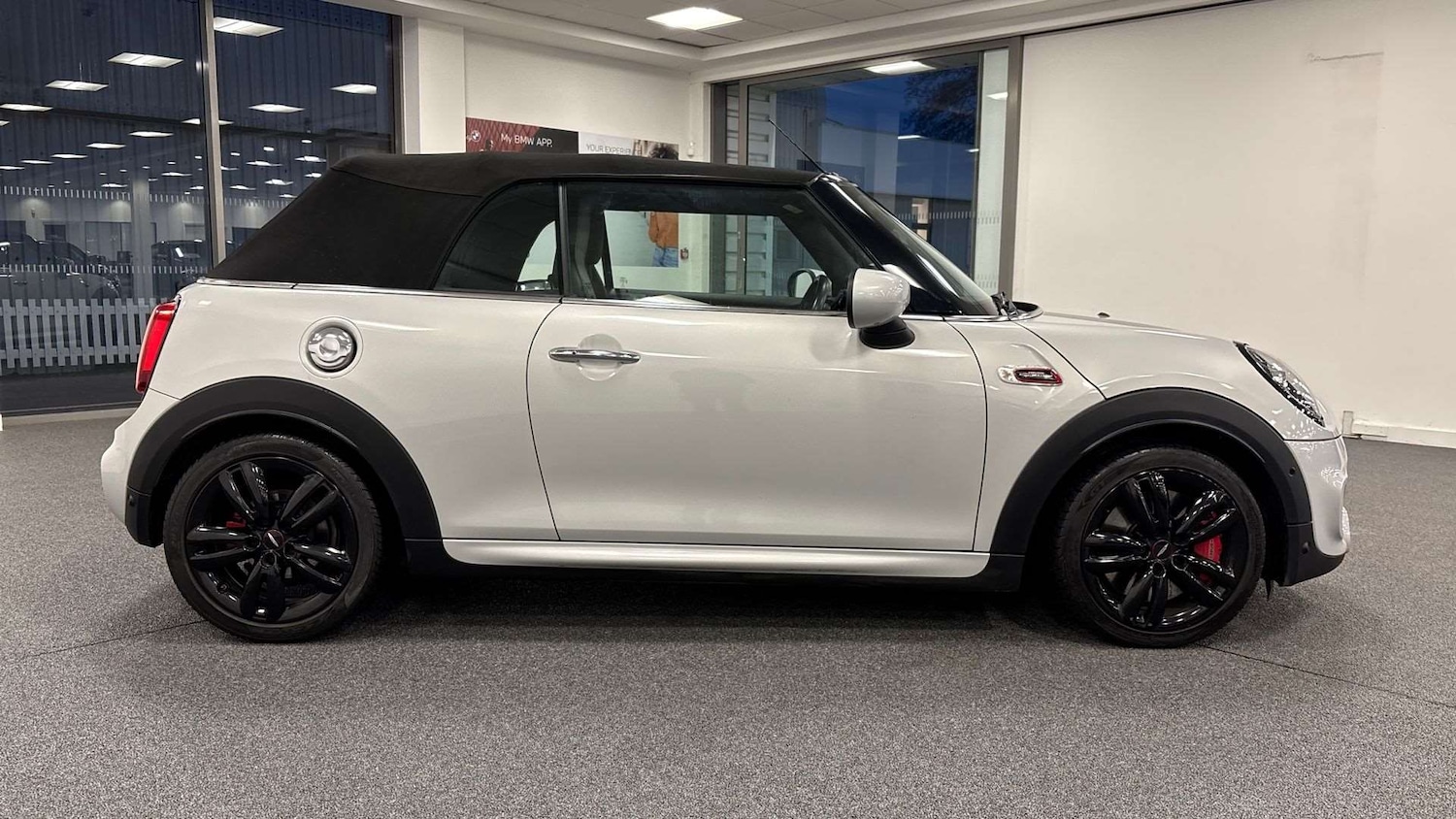 Used MINI Convertible 2021 for sale - 77429020: Photo 34