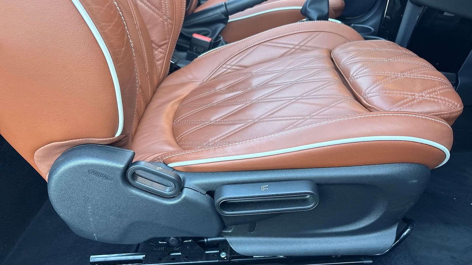 Used MINI Convertible 2020 for sale - 76804863: Photo 28