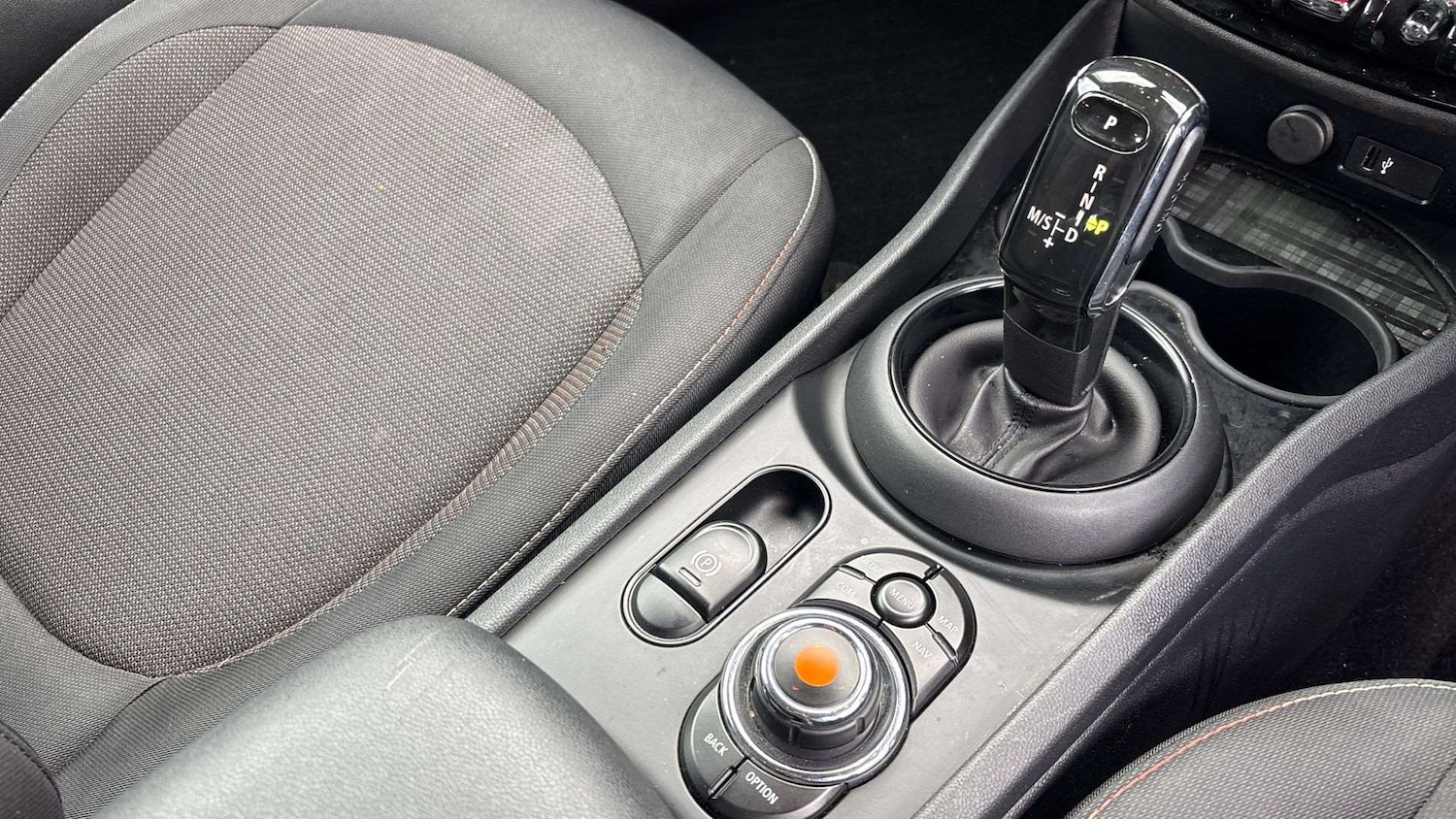 Used MINI Clubman 2019 for sale - 76475977: Photo 12