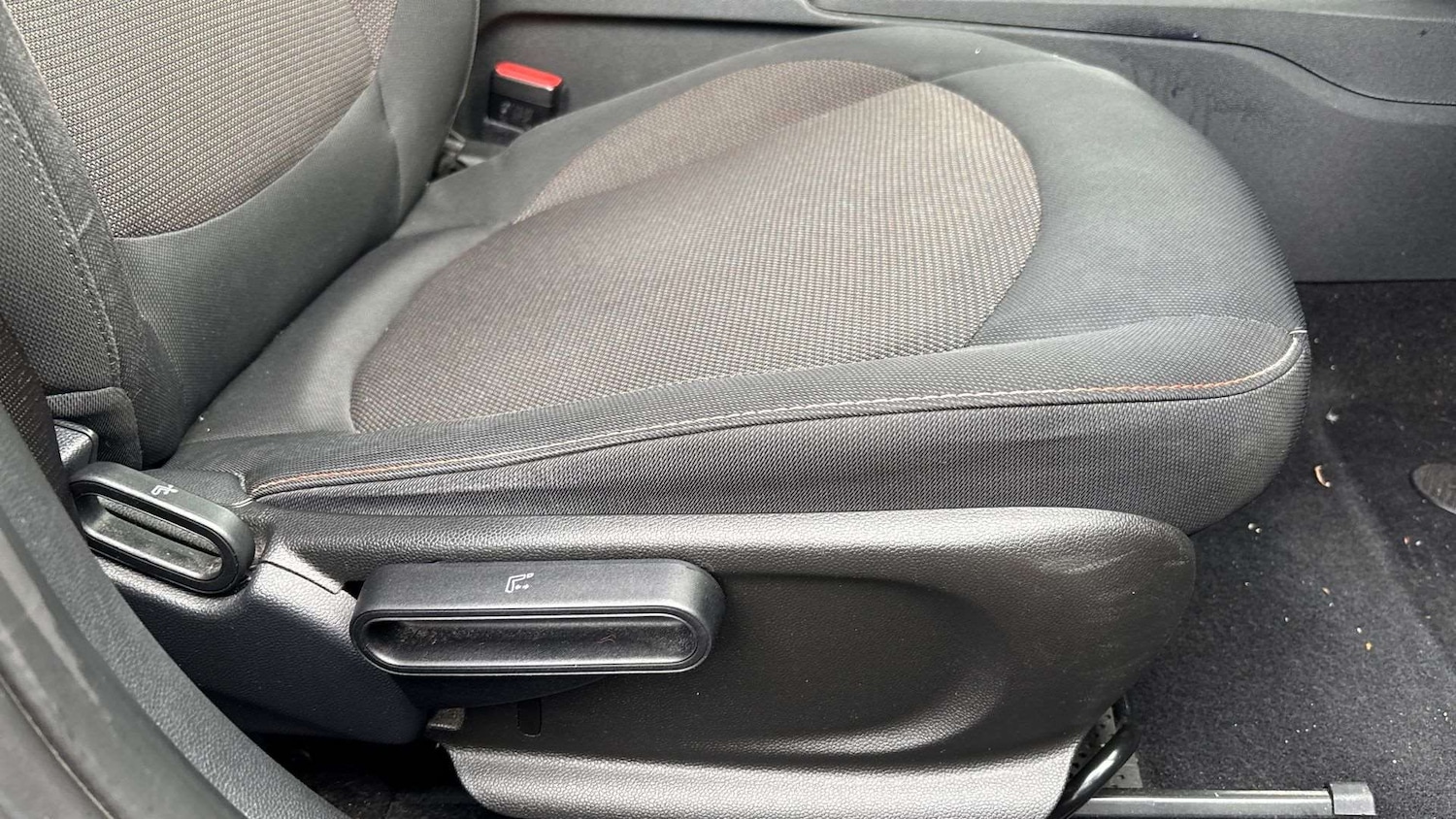 Used MINI Clubman 2019 for sale - 76475977: Photo 28