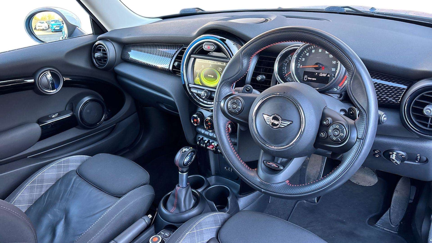 Used MINI Hatch 2018 for sale - 77093454: Photo 8