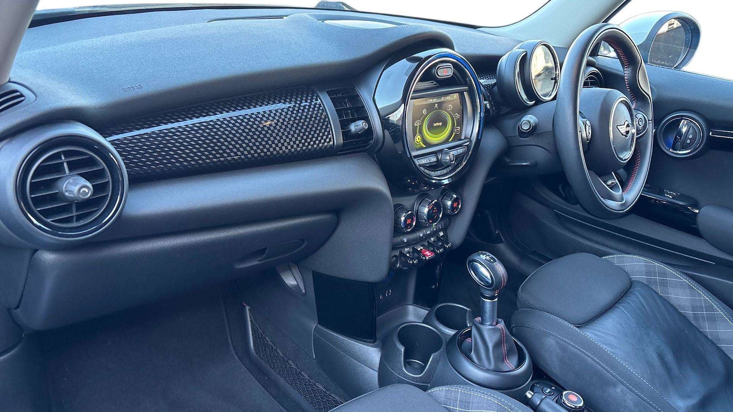 Used MINI Hatch 2018 for sale - 77093454: Photo 9