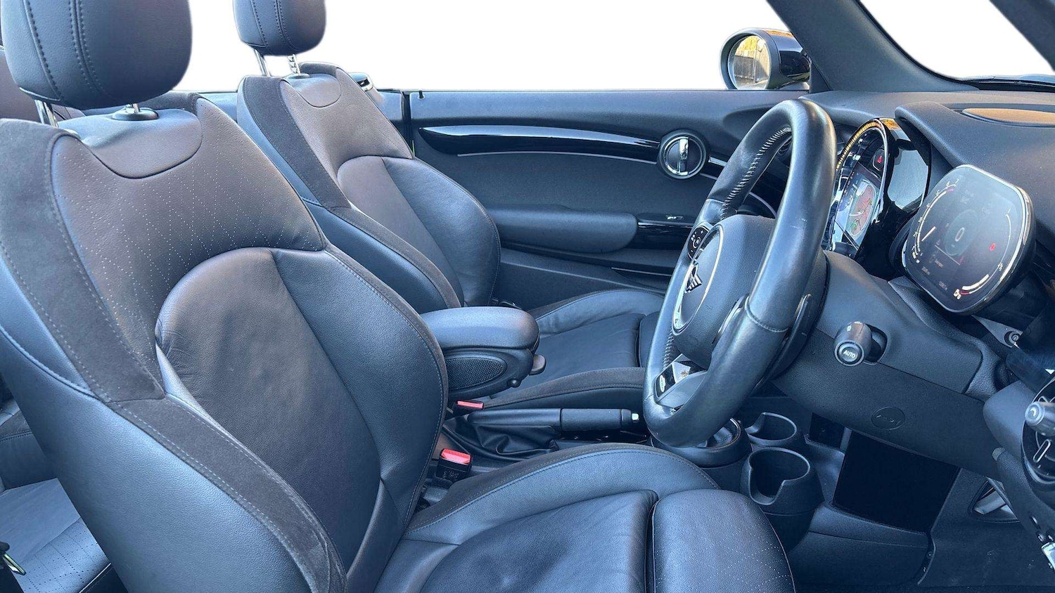 Used MINI Convertible 2021 for sale - 76804918: Photo 13