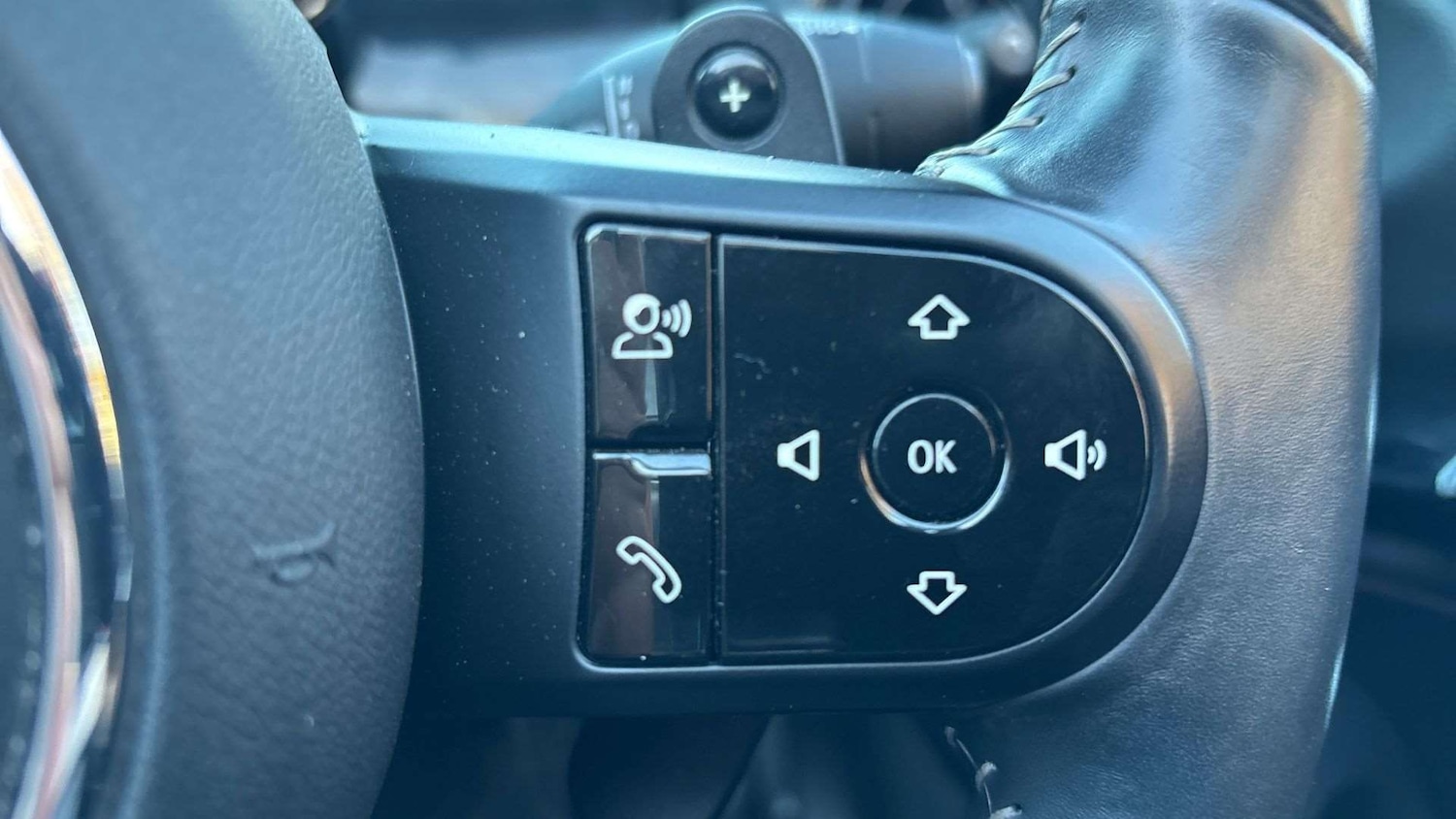 Used MINI Convertible 2021 for sale - 76804918: Photo 23