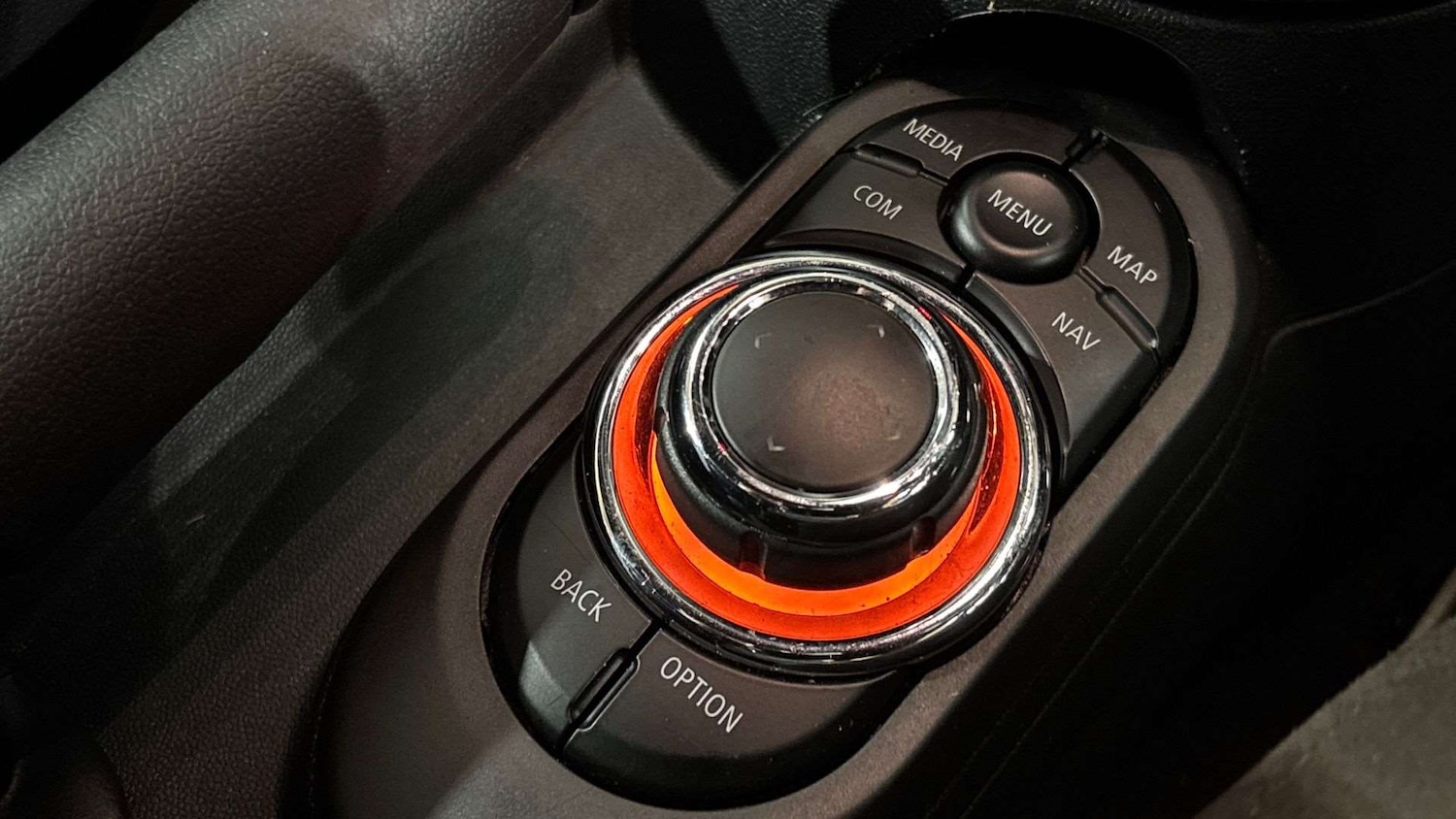 Used MINI Convertible 2021 for sale - 76804918: Photo 25