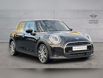 1.5 Cooper Exclusive 5dr Auto