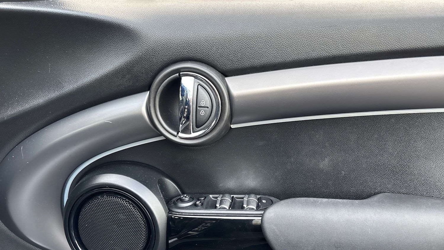 Used MINI Hatch 2022 for sale - 76401320: Photo 27