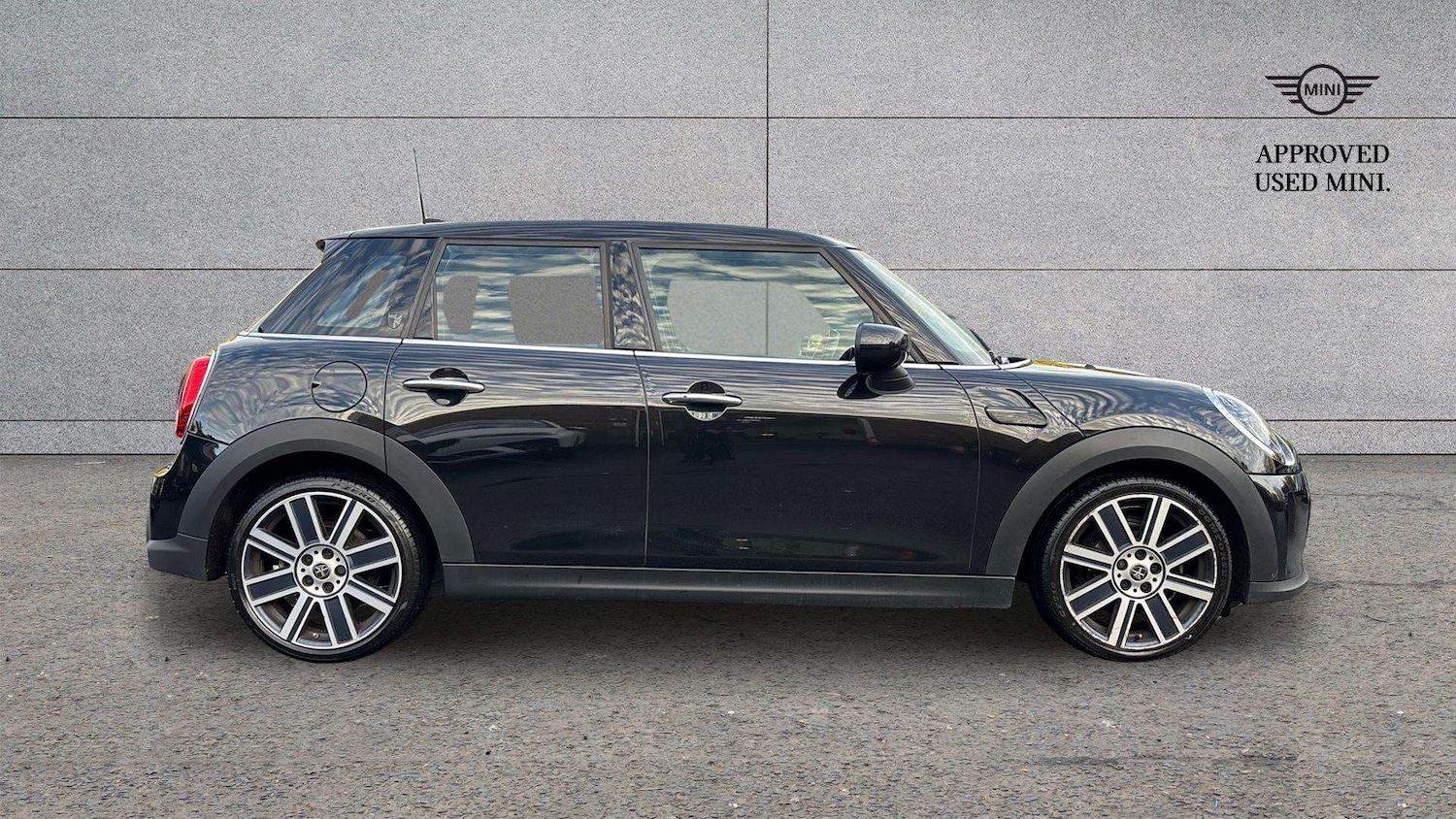 Used MINI Hatch 2022 for sale - 76401320: Photo 4