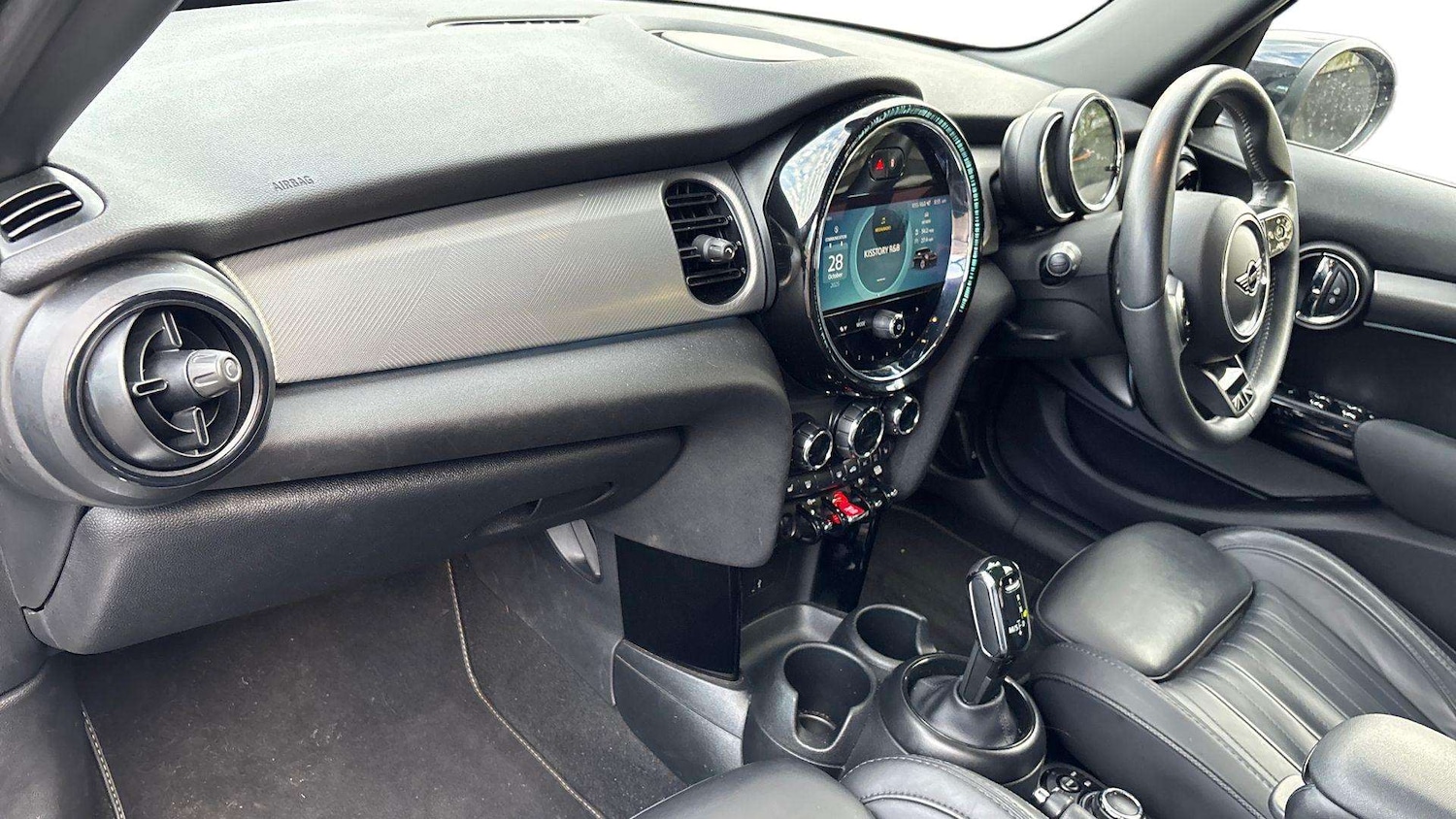 Used MINI Hatch 2022 for sale - 76401320: Photo 9