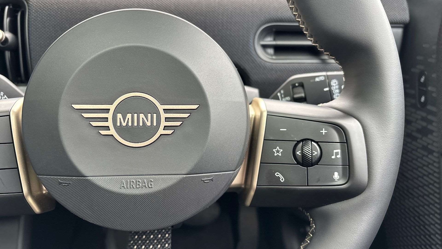 Used MINI Cooper 2024 for sale - 76475923: Photo 23