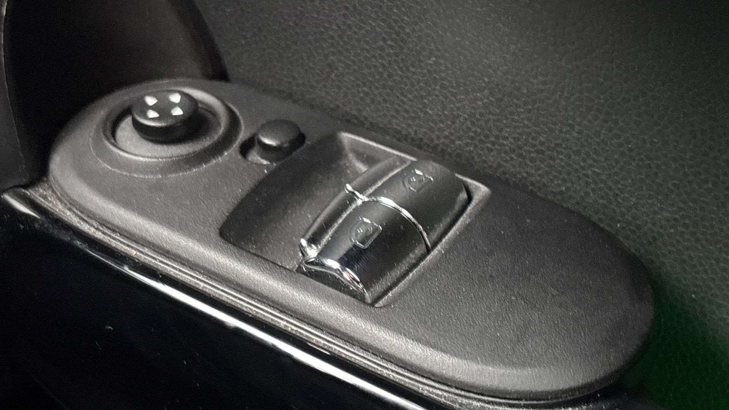 Used MINI Hatch 2020 for sale - 76553100: Photo 35