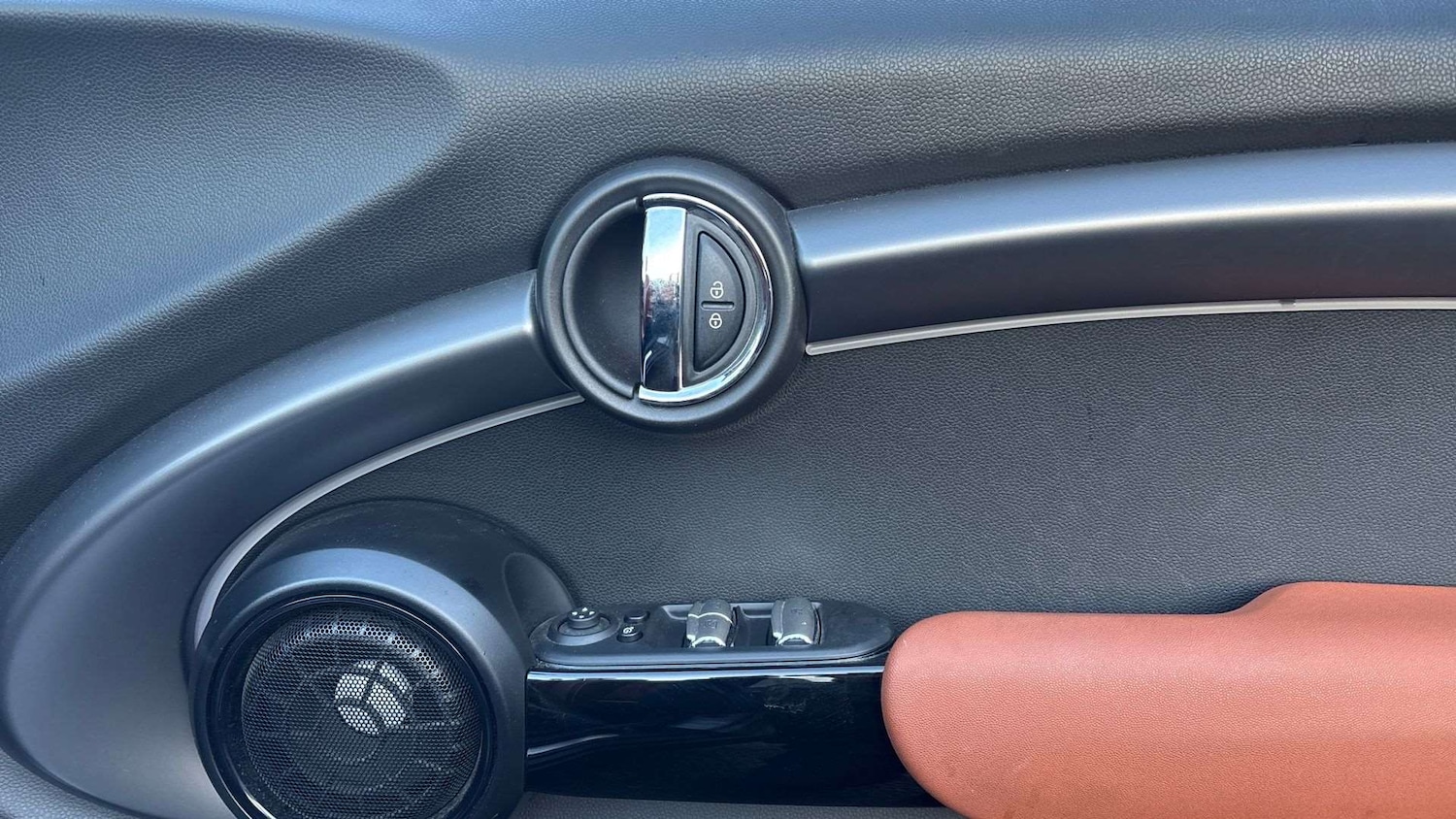 Used MINI Convertible 2022 for sale - 76804764: Photo 27