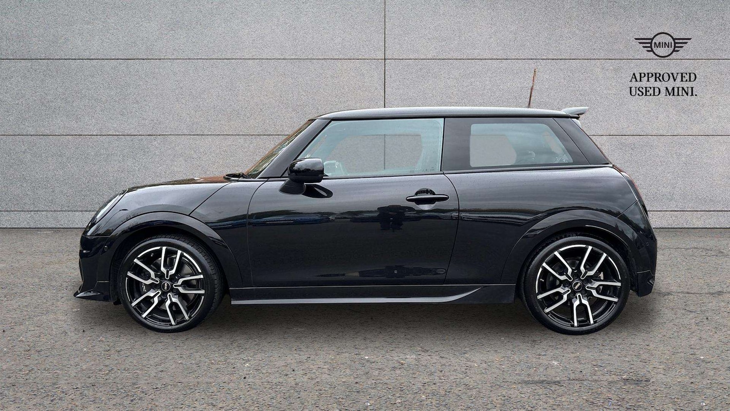 Used MINI Cooper 2025 for sale - 76501852: Photo 5