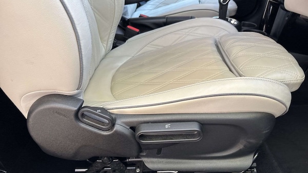 Used MINI Hatch 2019 for sale - 76156319: Photo 28