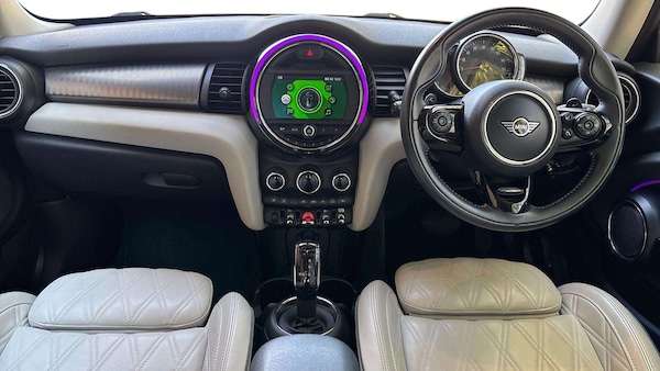 Used MINI Hatch 2019 for sale - 76156319: Photo 6
