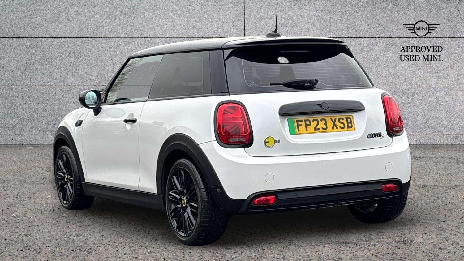 Used MINI Hatch 2023 for sale - 77429248: Photo 2