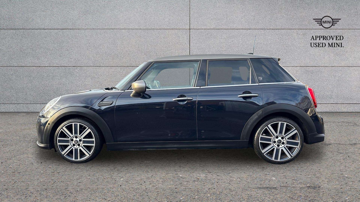 Used MINI Hatch 2023 for sale - 77206447: Photo 5