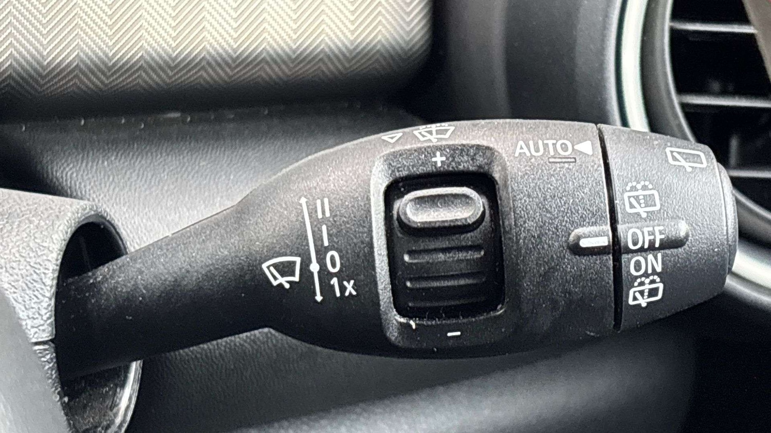 Used MINI Hatch 2015 for sale - 77913604: Photo 30