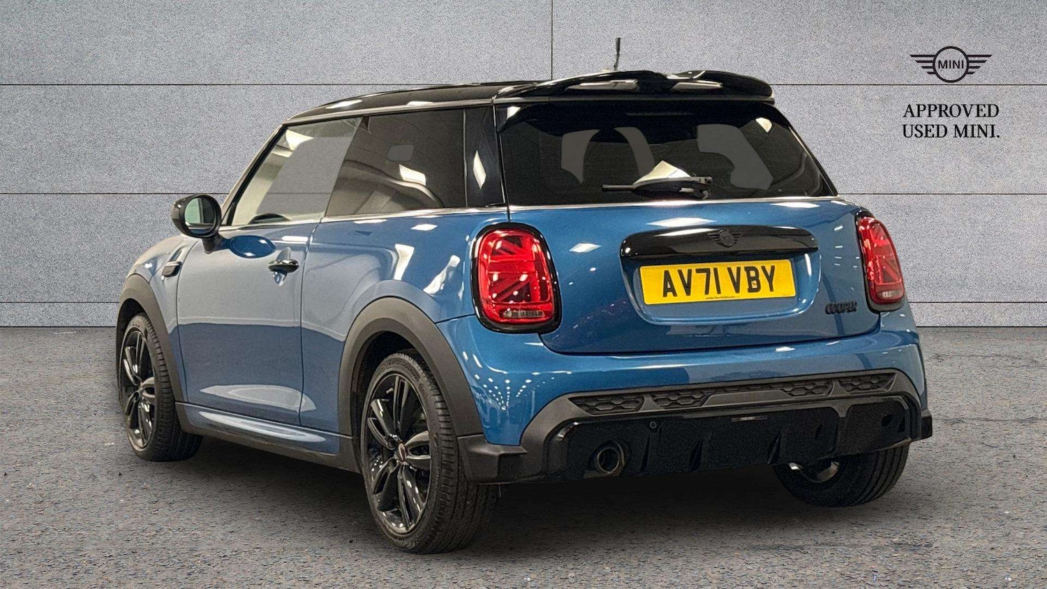 Used MINI Hatch 2021 for sale - 76955271: Photo 2