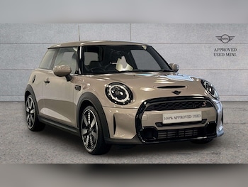 MINI Hatch feature image