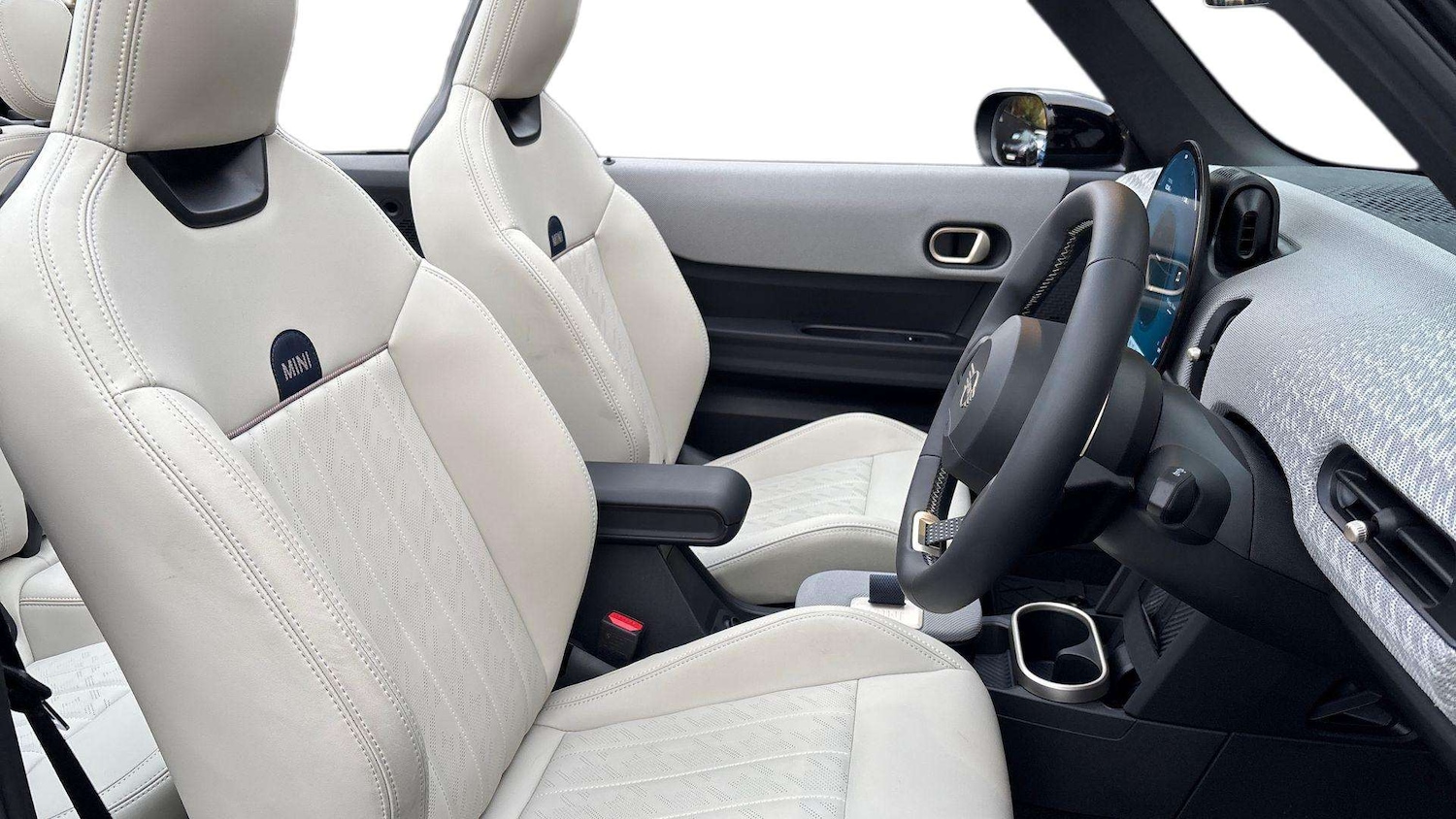 Used MINI Cooper 2025 for sale - 76390630: Photo 13