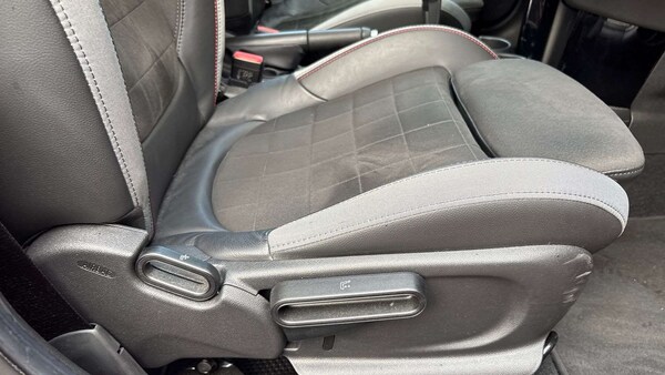 Used MINI Hatch 2022 for sale - 76170064: Photo 28