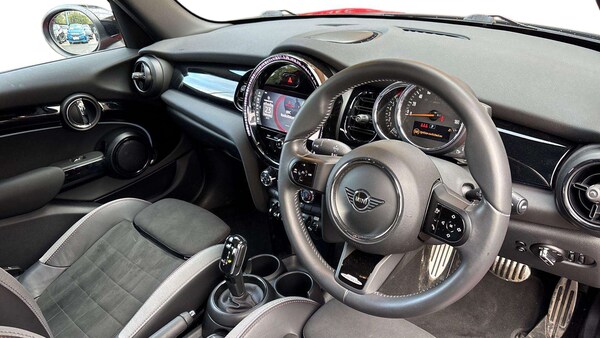Used MINI Hatch 2022 for sale - 76170064: Photo 9