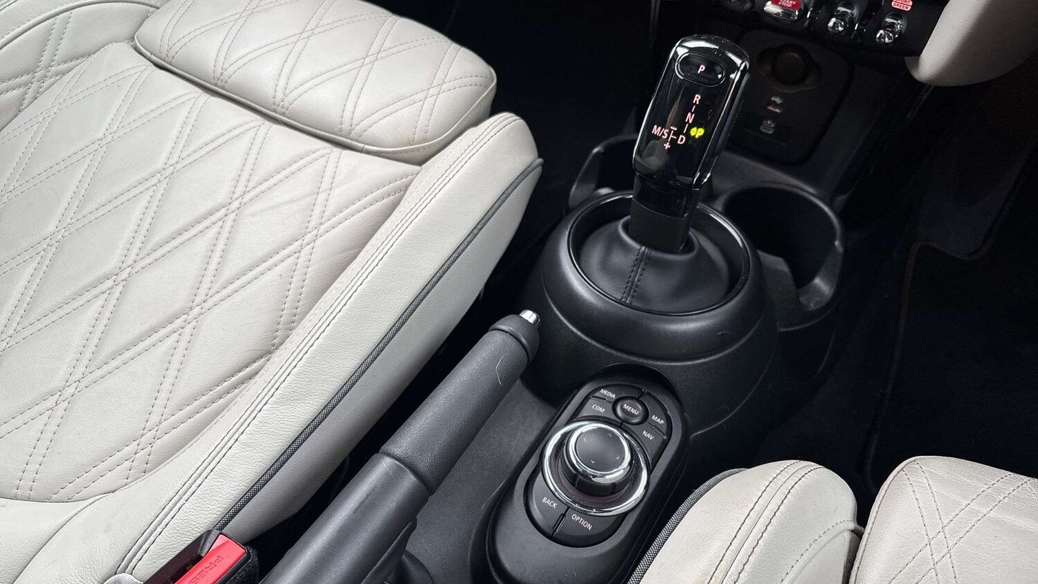 Used MINI Hatch 2022 for sale - 77577184: Photo 12