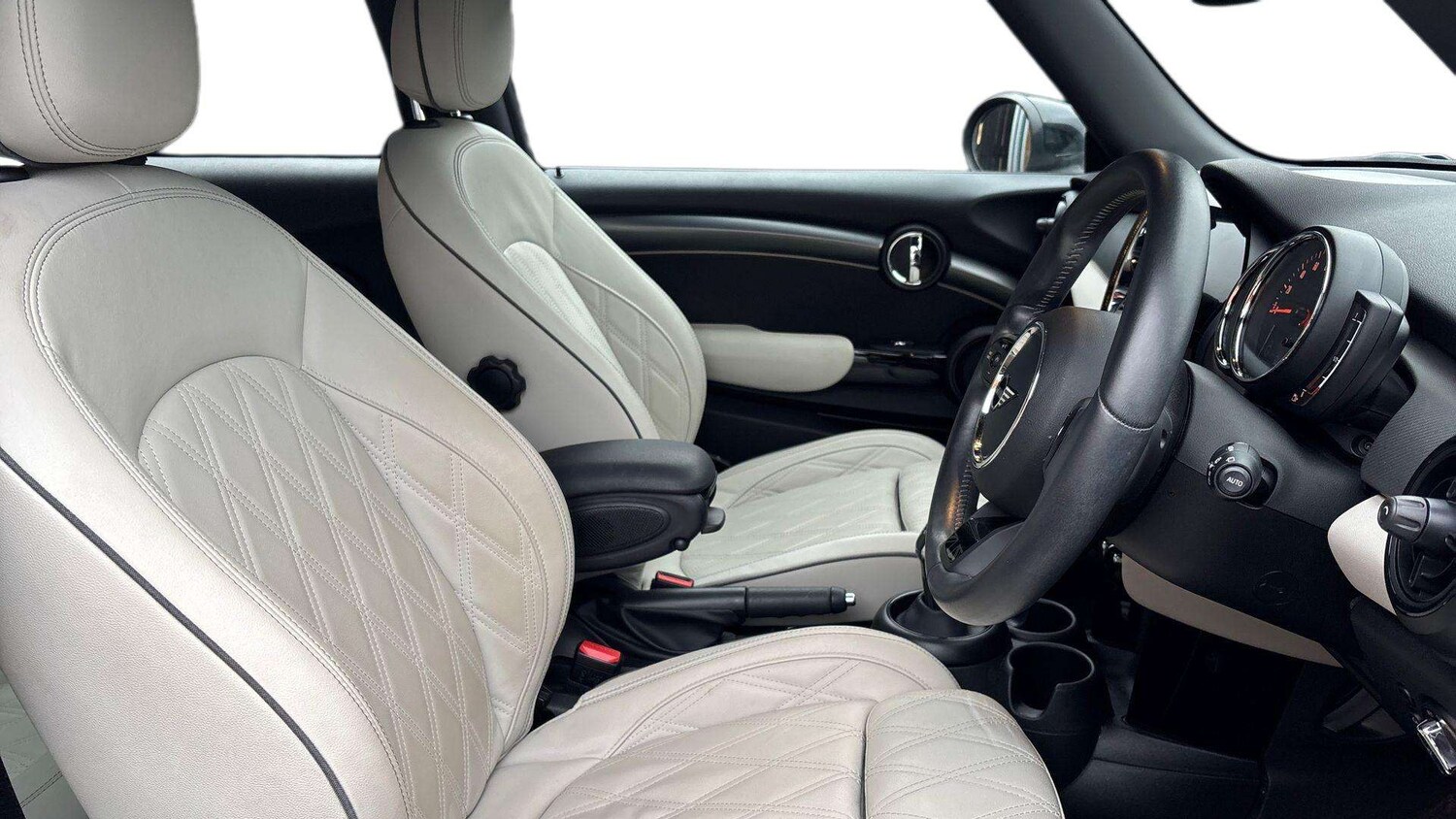 Used MINI Hatch 2022 for sale - 77577184: Photo 13