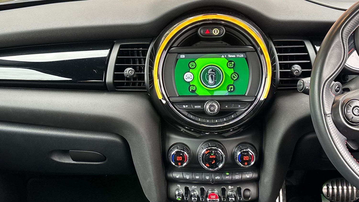 Used MINI Hatch 2019 for sale - 76435737: Photo 10