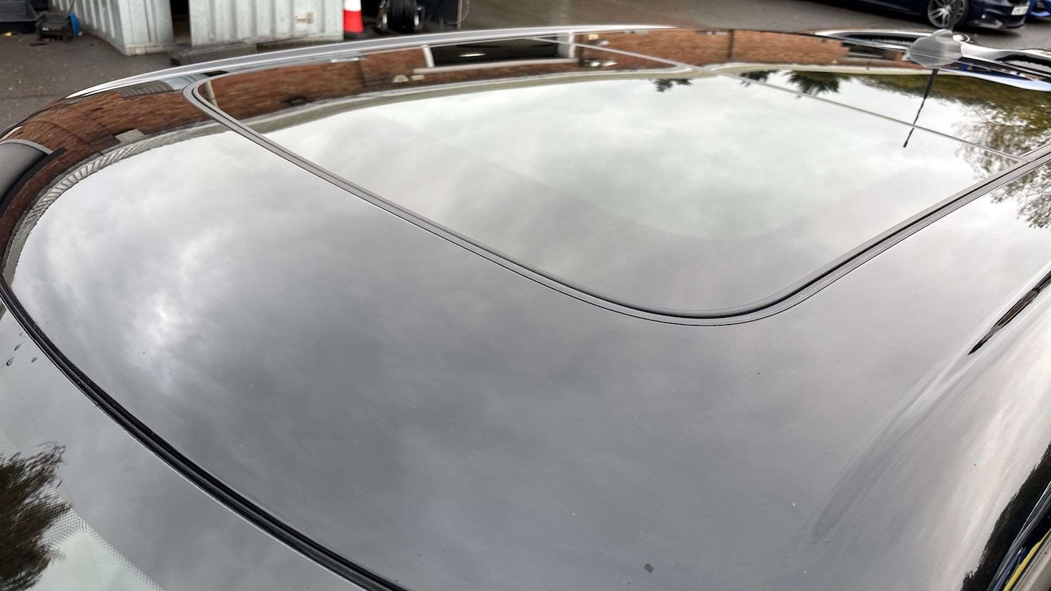 Used MINI Hatch 2019 for sale - 76435737: Photo 19