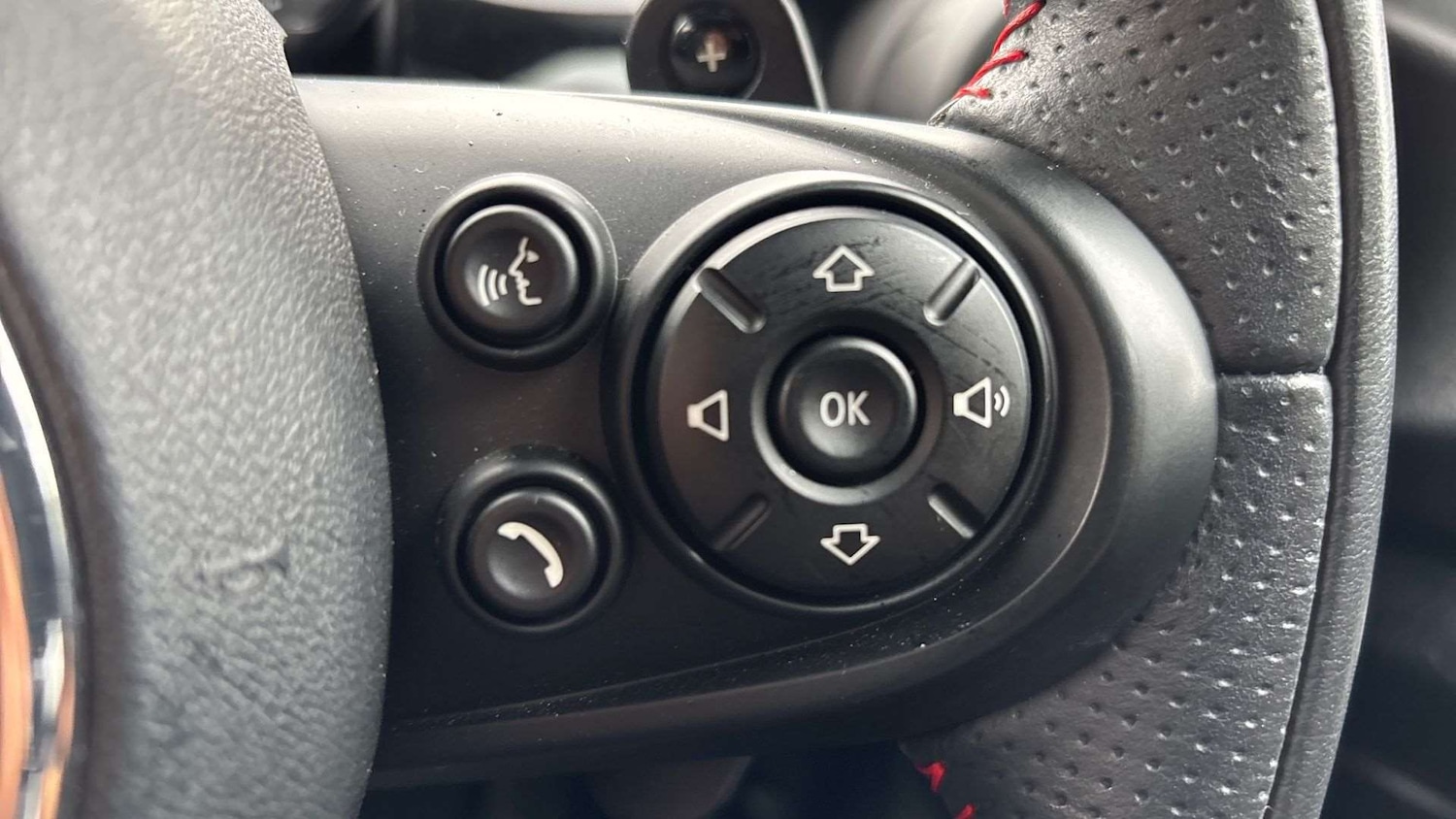 Used MINI Hatch 2019 for sale - 76435737: Photo 23