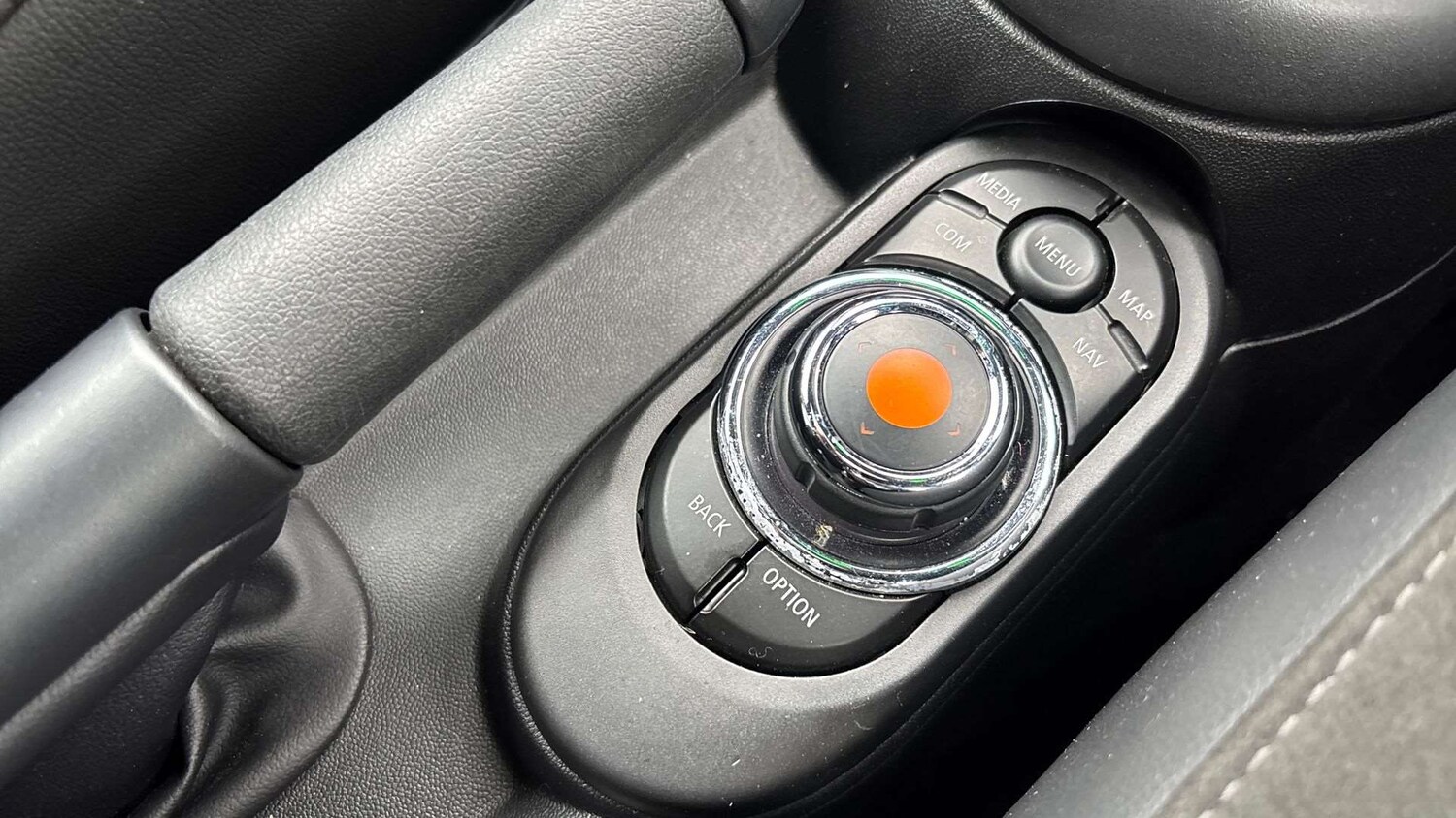 Used MINI Hatch 2019 for sale - 76435737: Photo 25