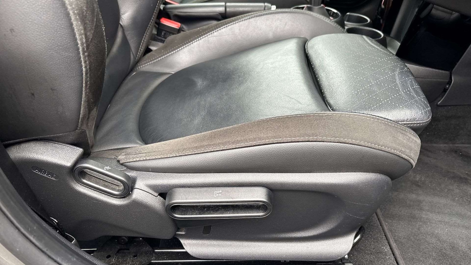 Used MINI Hatch 2019 for sale - 76435737: Photo 28