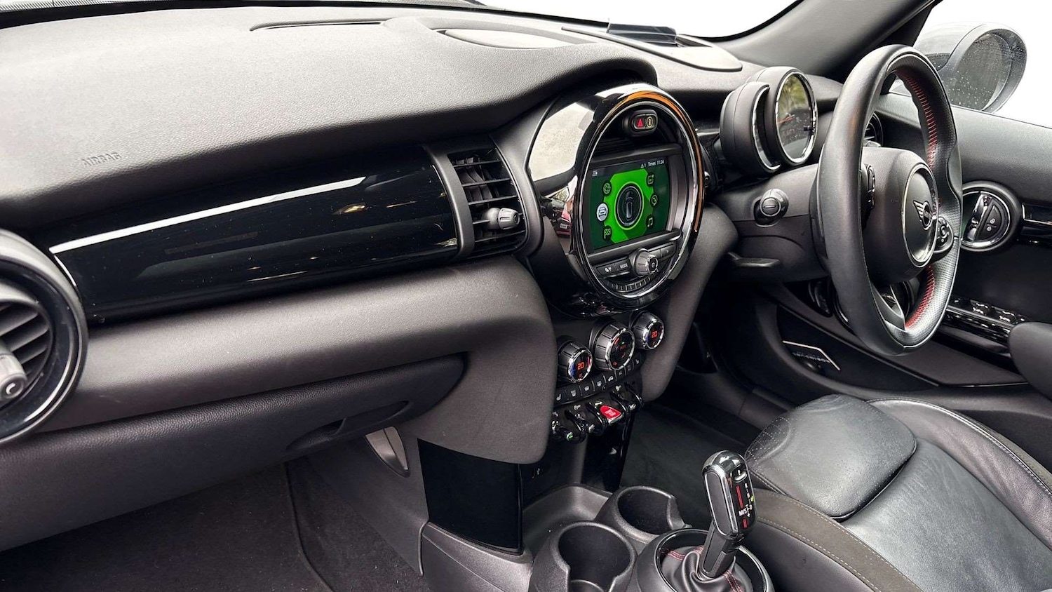 Used MINI Hatch 2019 for sale - 76435737: Photo 9