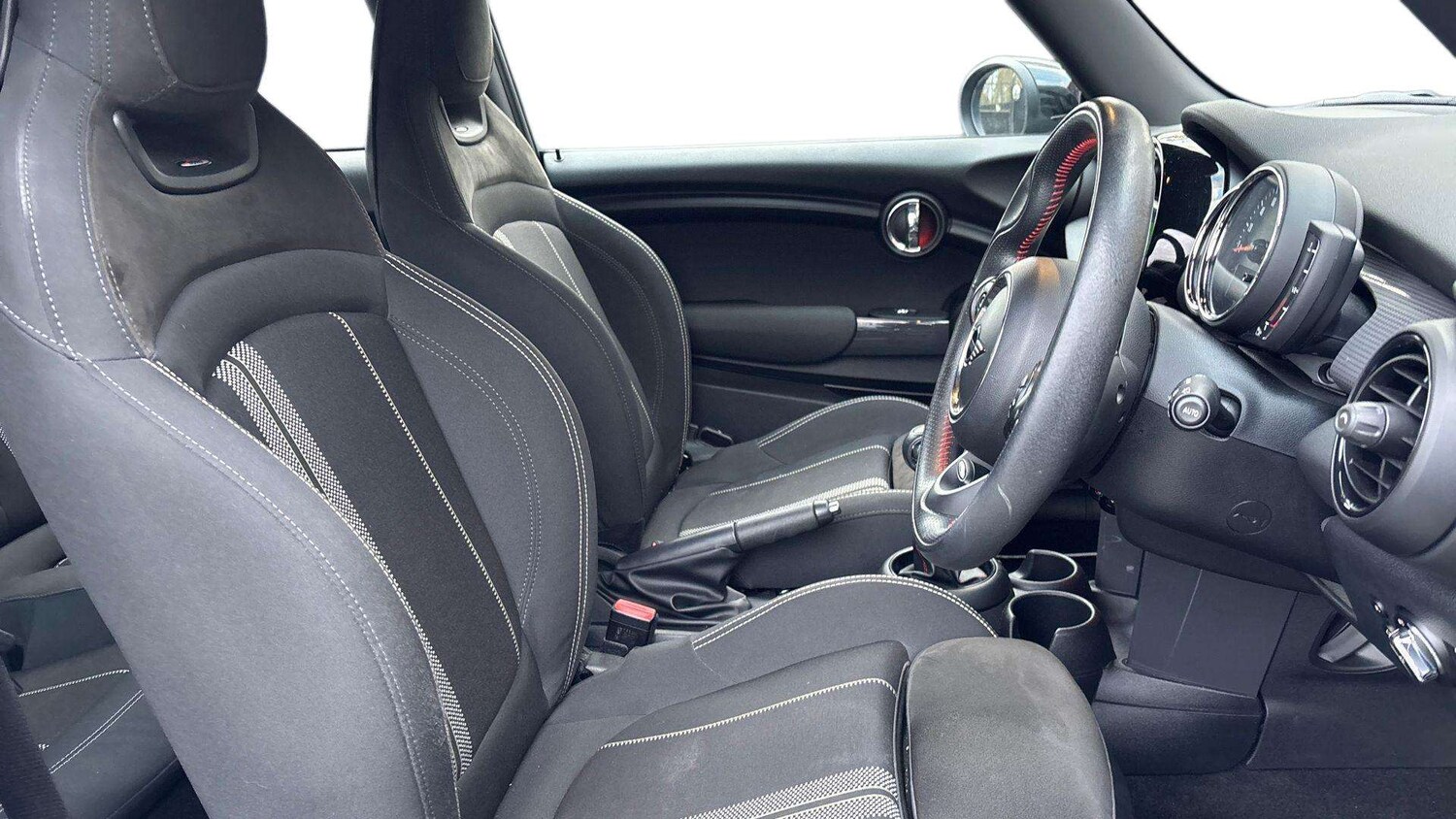 Used MINI Hatch 2020 for sale - 78119179: Photo 13