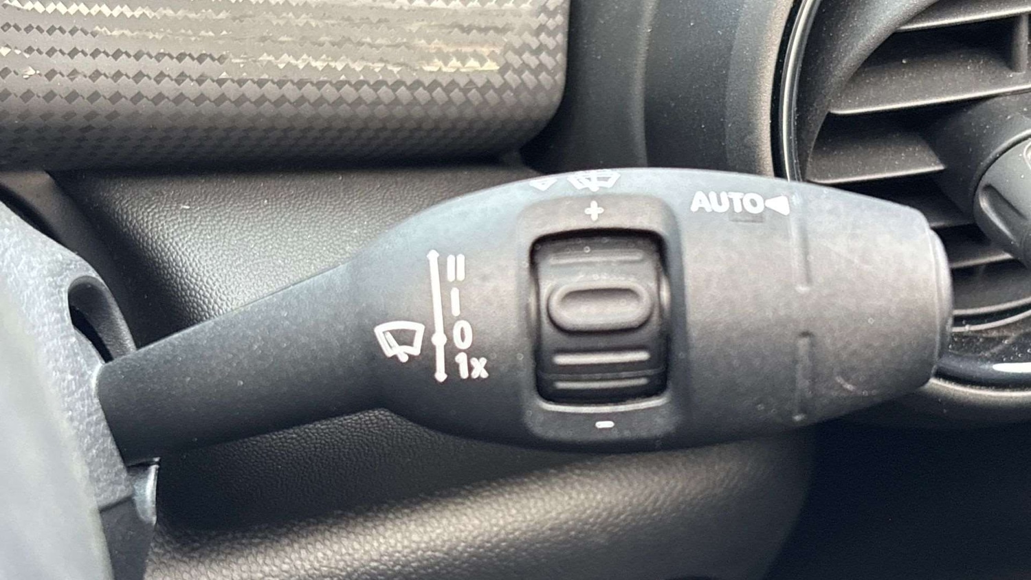 Used MINI Convertible 2020 for sale - 77443418: Photo 30