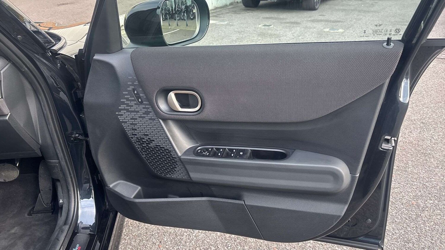 Used MINI Cooper 2025 for sale - 78118650: Photo 27