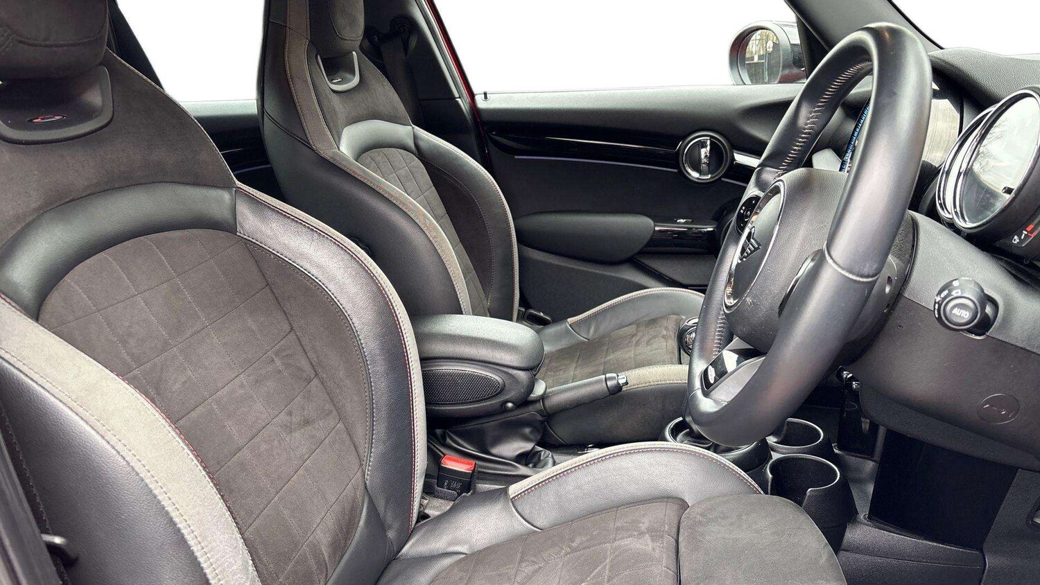 Used MINI Hatch 2021 for sale - 77928746: Photo 13