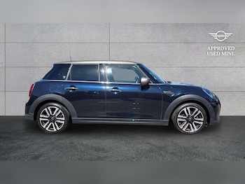 Used MINI Hatch 2023 for sale - 79511649: Photo