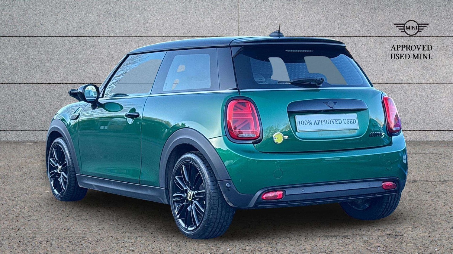 Used MINI Hatch 2022 for sale - 77093333: Photo 2