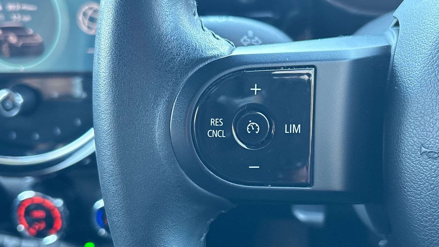 Used MINI Hatch 2022 for sale - 77093333: Photo 22