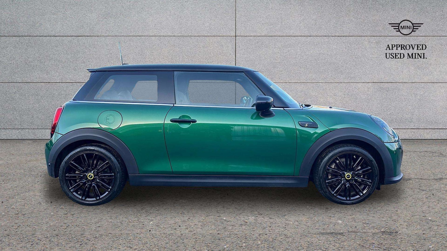 Used MINI Hatch 2022 for sale - 77093333: Photo 4