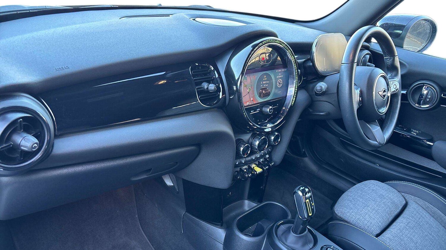 Used MINI Hatch 2022 for sale - 77093333: Photo 9