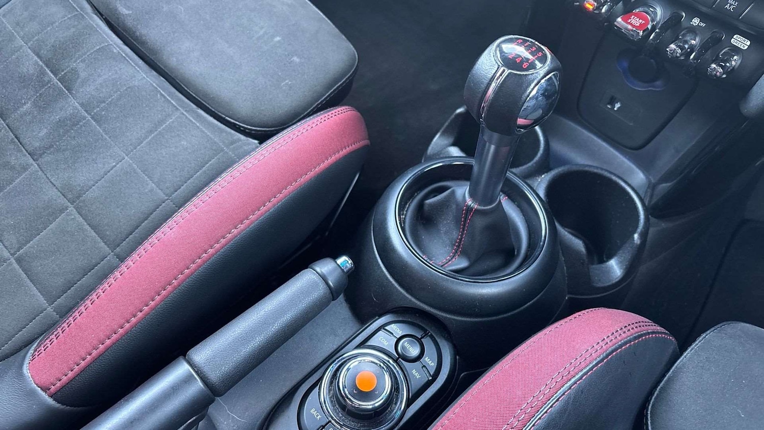 Used MINI Hatch 2018 for sale - 77051473: Photo 12