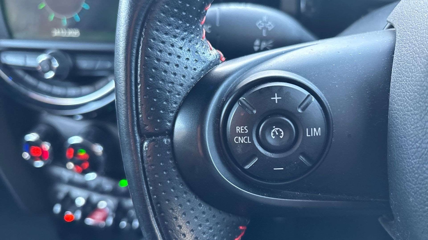 Used MINI Hatch 2018 for sale - 77051473: Photo 22