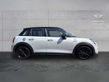 Used MINI Hatch 2021 for sale - 79239261: Photo