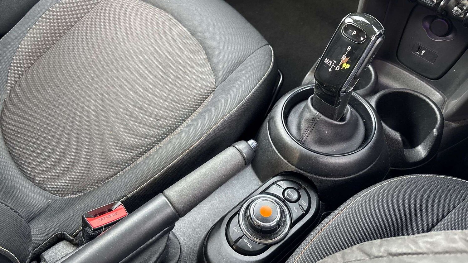 Used MINI Hatch 2020 for sale - 77885984: Photo 12