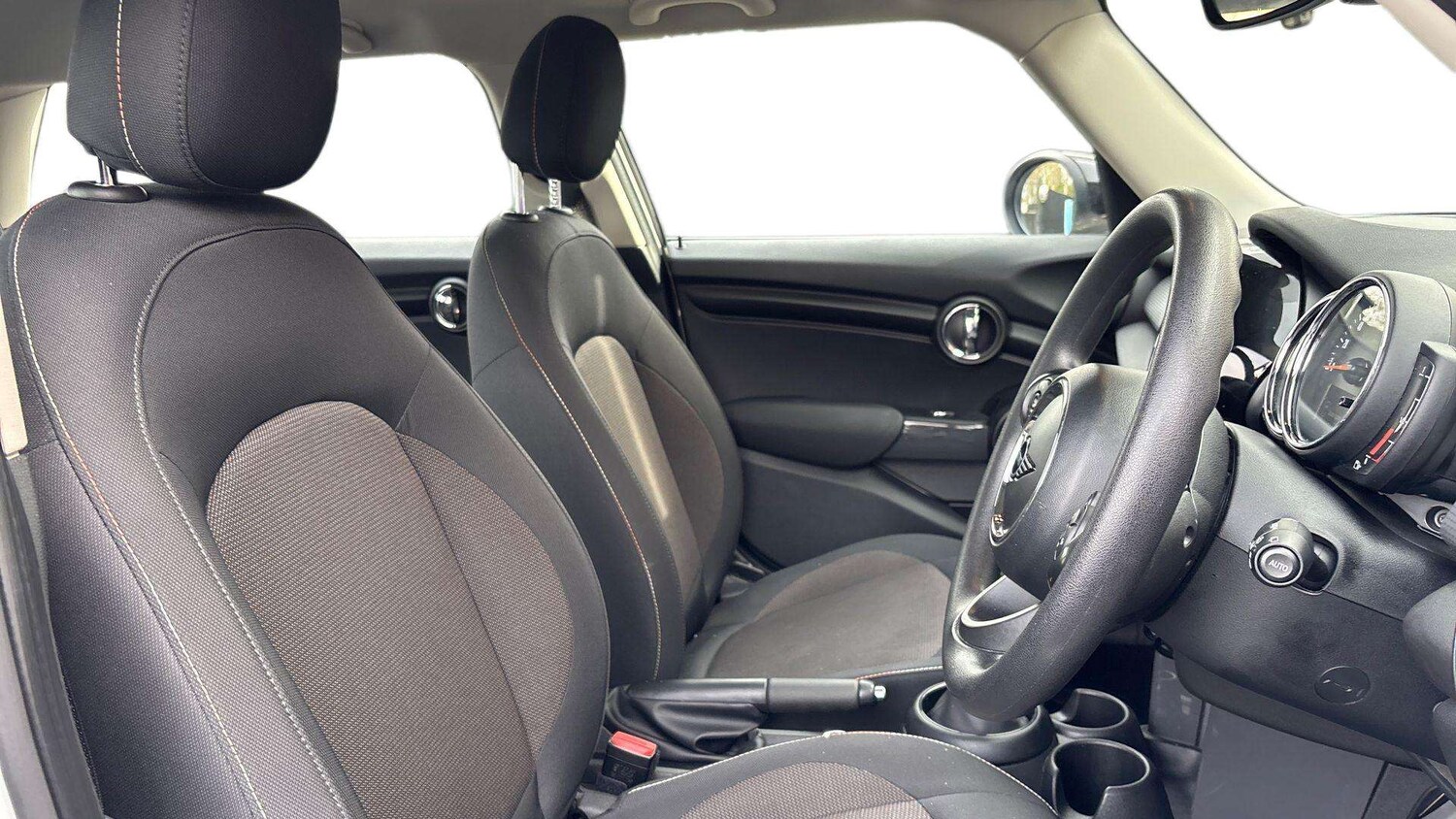 Used MINI Hatch 2020 for sale - 77885984: Photo 13