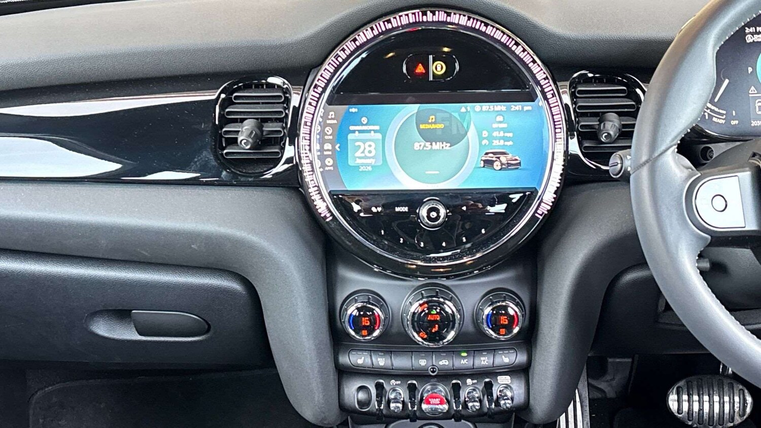 Used MINI Hatch 2023 for sale - 77361431: Photo 10